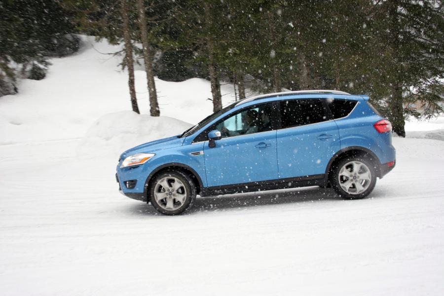  Ford Kuga 2008 года  (фото 93 из 139)
